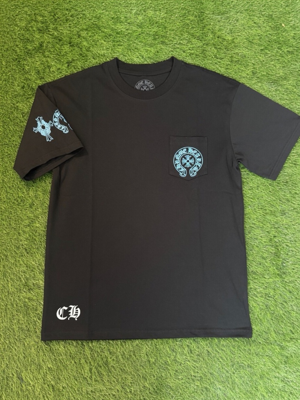 Black and blue chrome hearts T-shirt